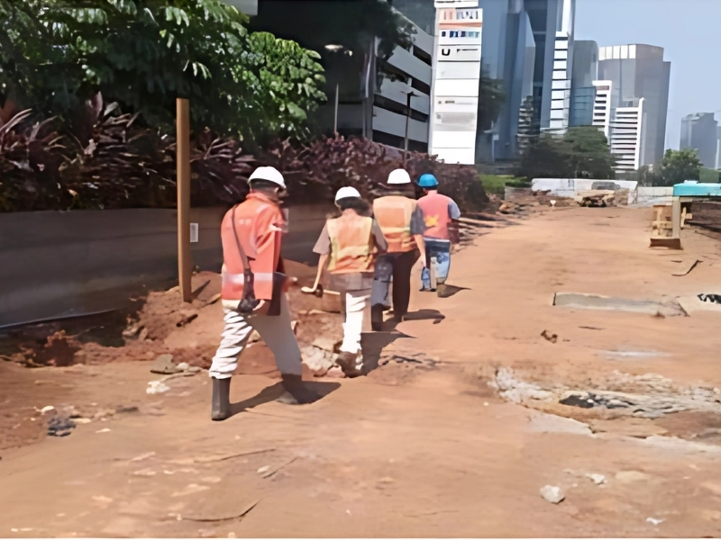 Pekerjaan Relokasi Pipa dia. 180 mm akibat pembangunan CT/VT Stasiun MRT Setiabudi 